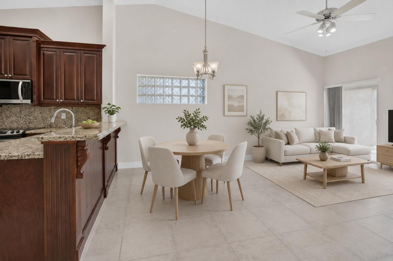 9875 Harbour Lake Circle, Boynton Beach, FL 33437 Photo