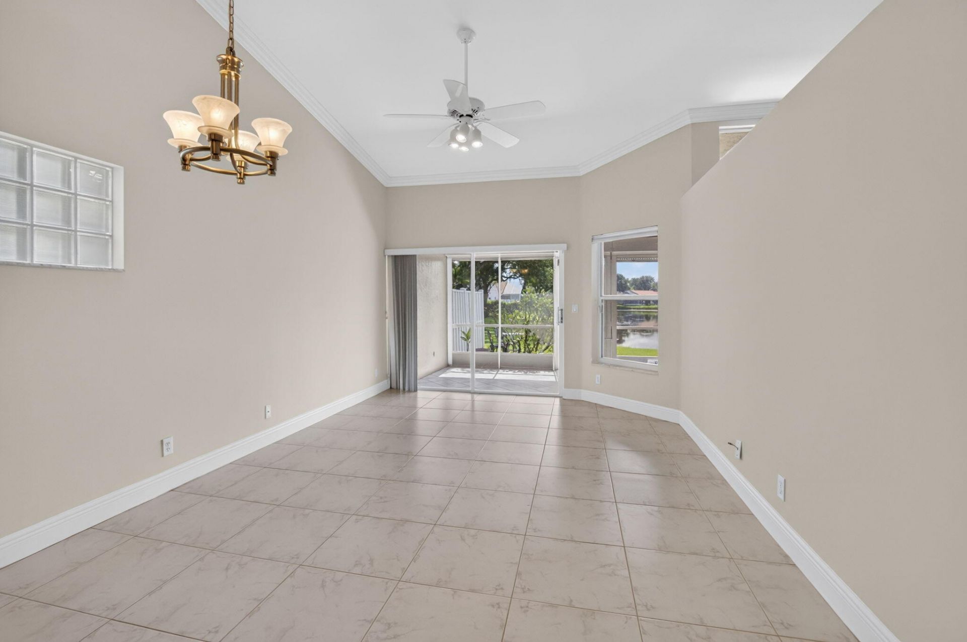 9875 Harbour Lake Circle, Boynton Beach, FL 33437 Photo