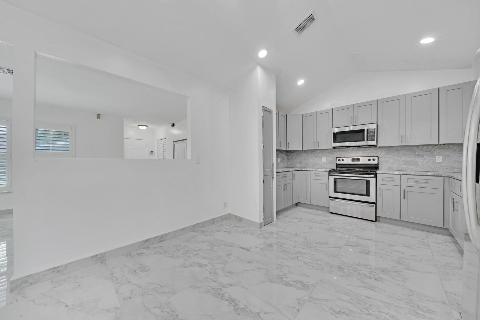 724 Avenue Chaumont, Delray Beach, FL 33445 Photo