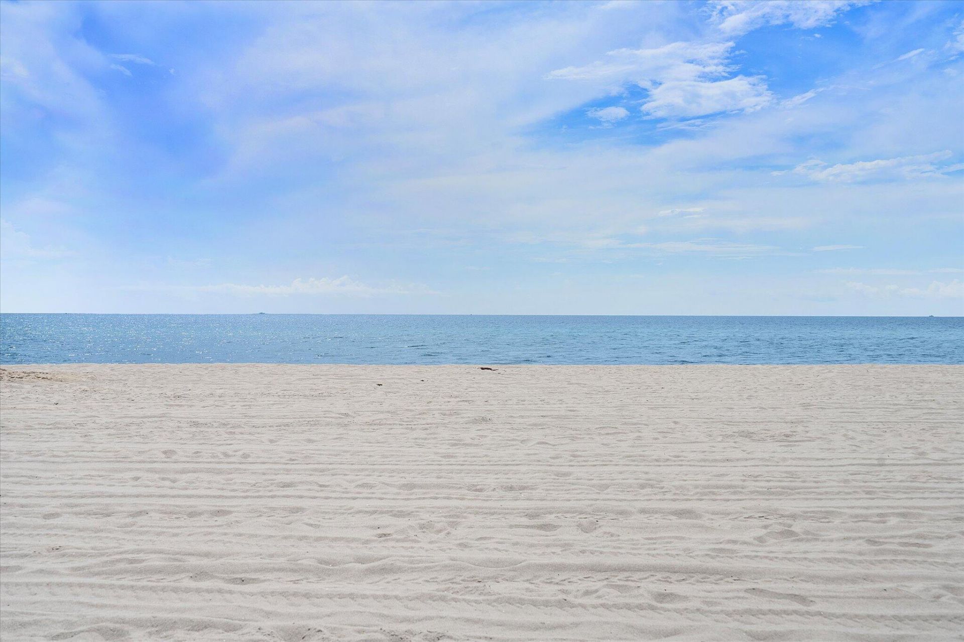 1601 S Ocean Drive, Unit 506, Hollywood, FL 33019 Photo