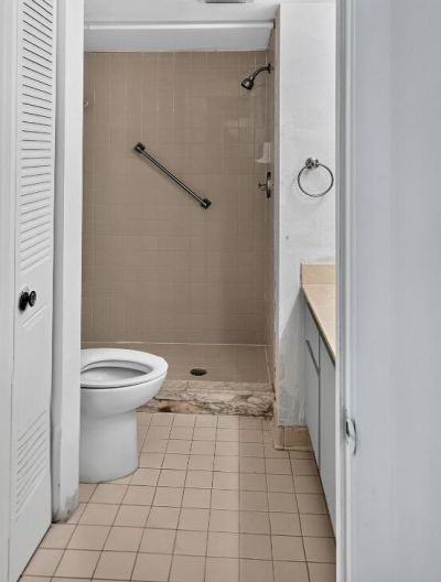 4820 Lucerne Lakes Boulevard W, Unit 402, Lake Worth, FL 33467 Photo