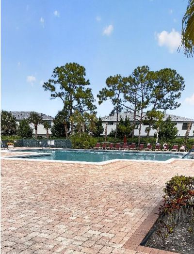 4820 Lucerne Lakes Boulevard W, Unit 402, Lake Worth, FL 33467 Photo