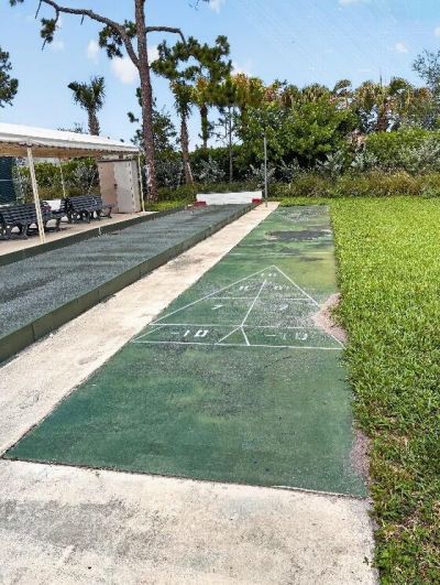 4820 Lucerne Lakes Boulevard W, Unit 402, Lake Worth, FL 33467 Photo