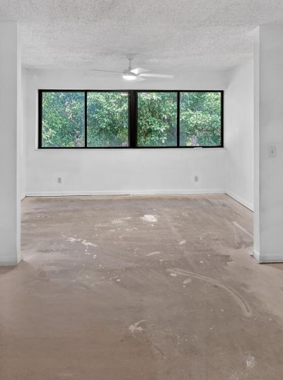 4820 Lucerne Lakes Boulevard W, Unit 402, Lake Worth, FL 33467 Photo
