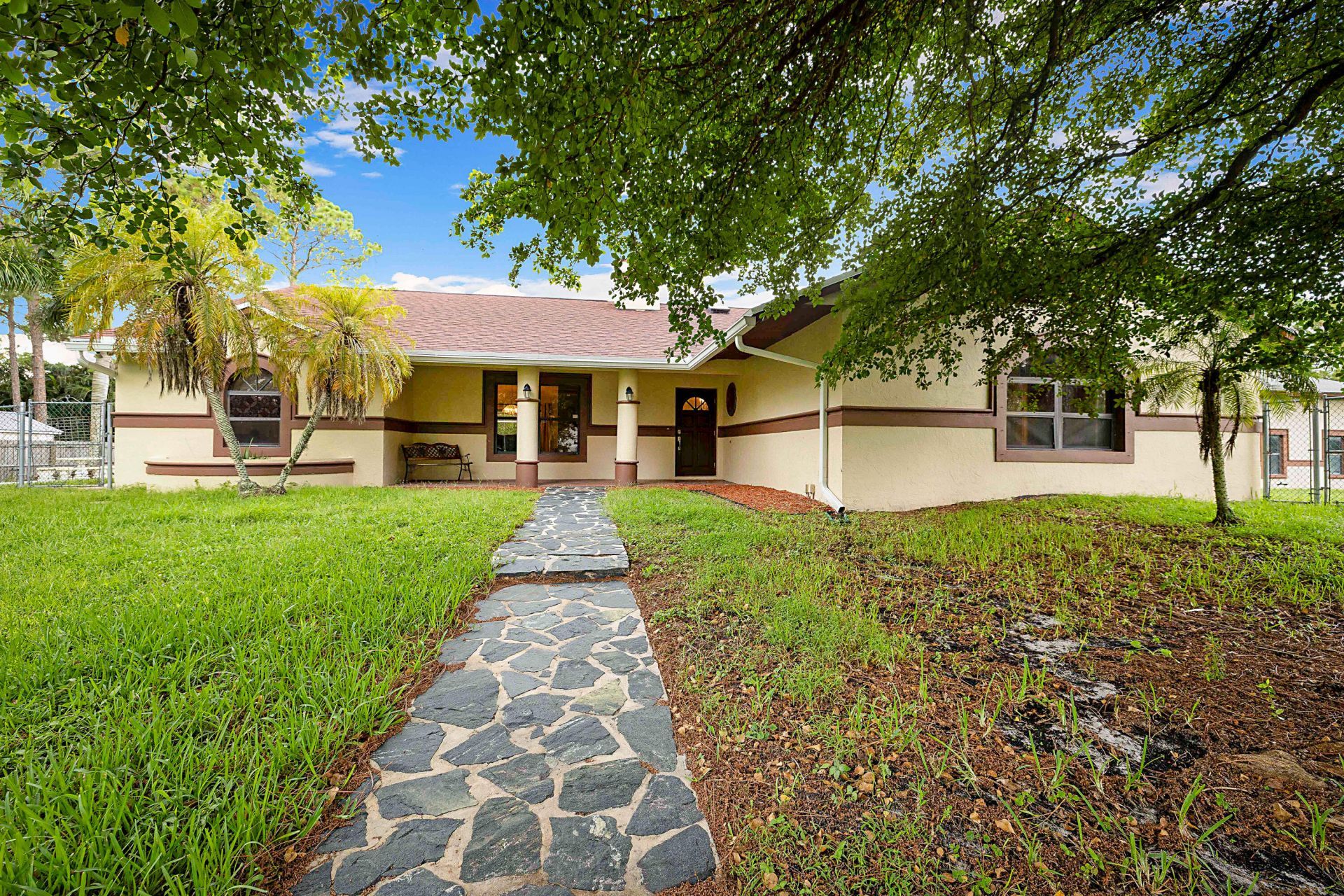 17298 66th Court N, The Acreage, FL 33470 Photo