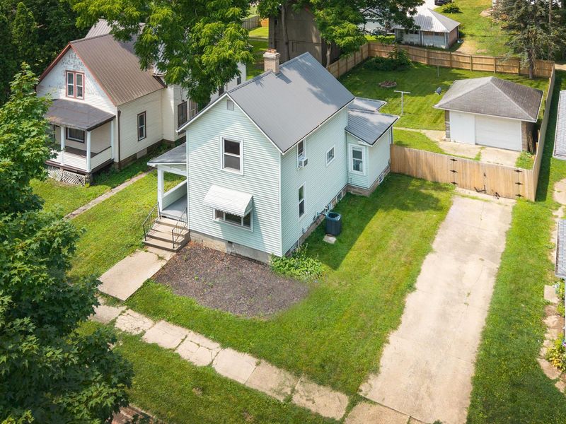 205 N Division Street, Mount Vernon, OH 43050 Photo 3