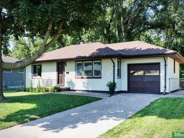 1414 Maenner Drive, Omaha, NE 68114