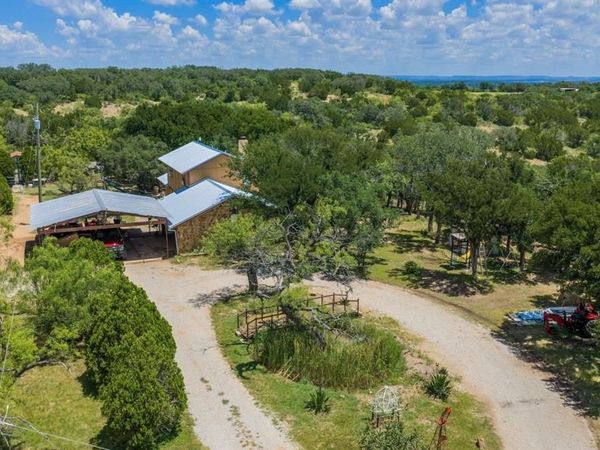 125 Big Hill Drive, Brownwood, TX 76801