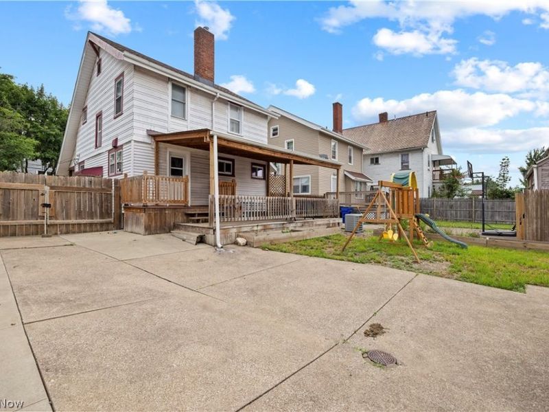 4239 W 21st Street, Cleveland, OH 44109 Photo 4