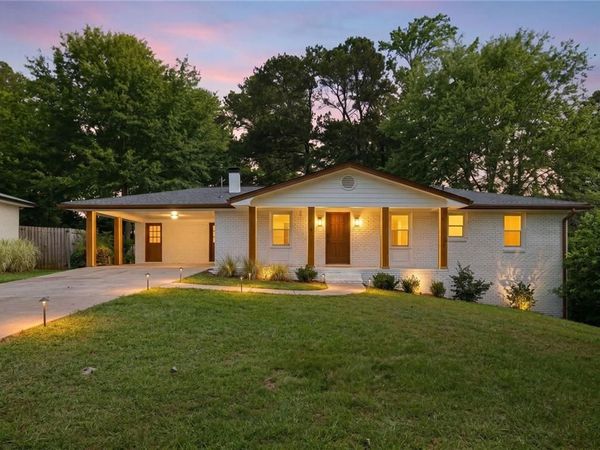 501 Pineview Drive SE, Smyrna, GA 30082