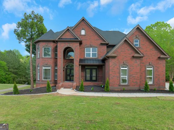 6048 Golf View Crossing, Locust Grove, GA 30248