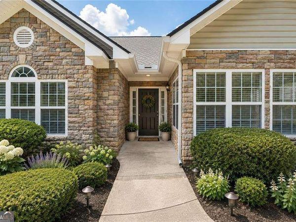 3708 Villa Springs Circle, Powder Springs, GA 30127