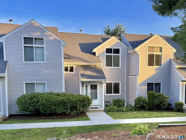 11 Lilac, Unit B, Seymour, CT 06483
