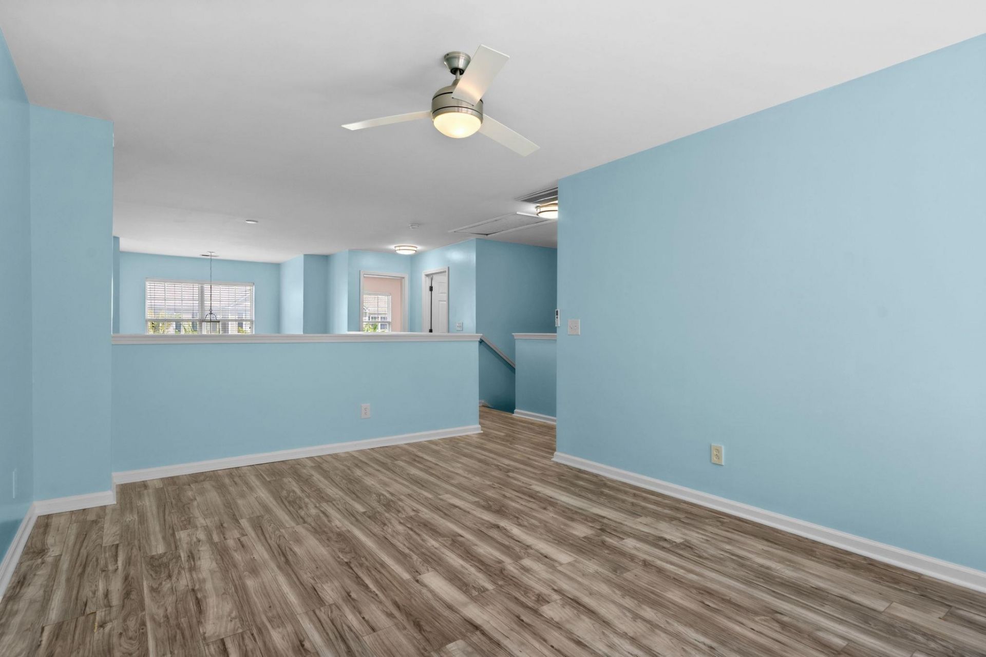 1096 Harvest Circle  Photo 26