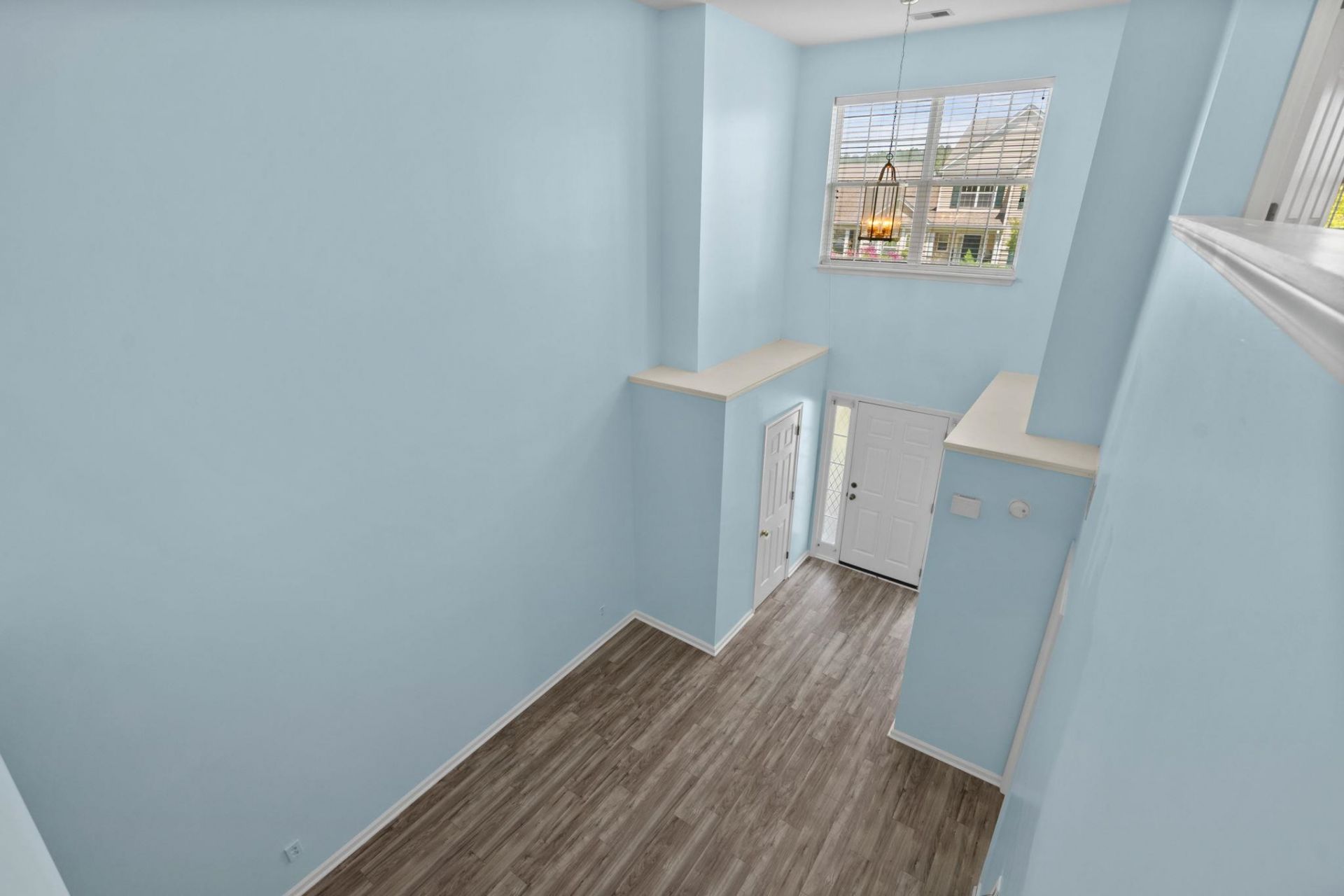 1096 Harvest Circle  Photo 27