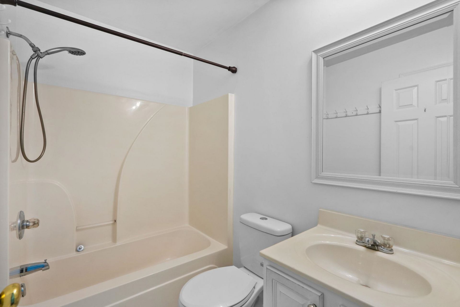 1096 Harvest Circle  Photo 30