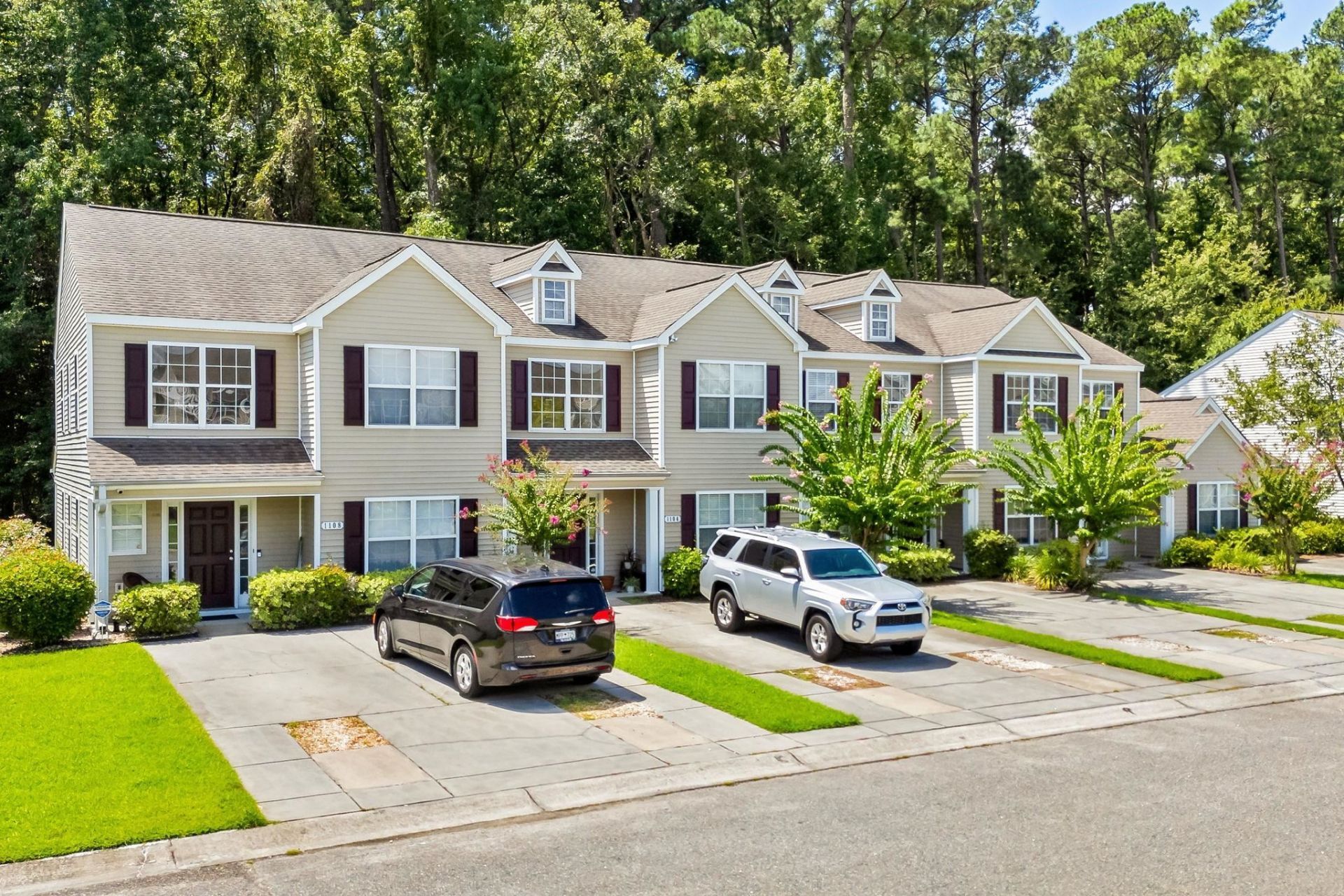 1096 Harvest Circle  Photo 42