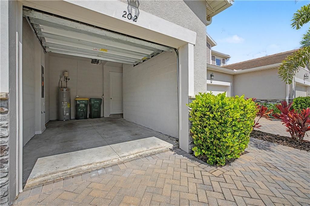4713 Arboretum Cir, Unit 202, Naples, FL 34112 Photo