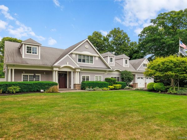 23 Country View Lane , East Islip, NY 11730