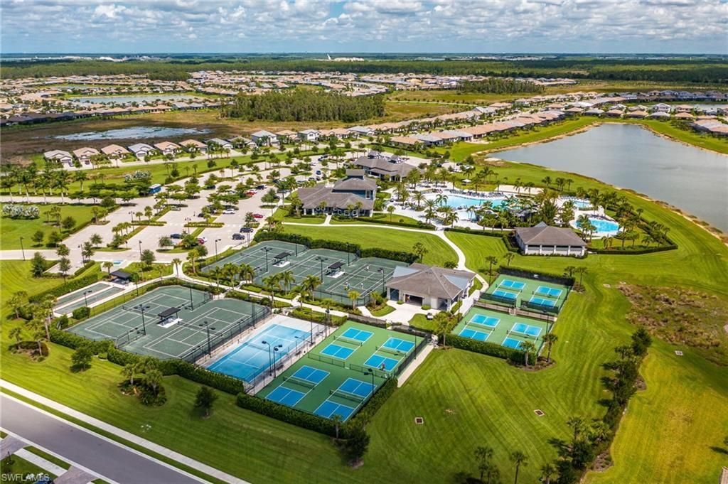 19825 The Place Blvd, Estero, FL 33928 Photo