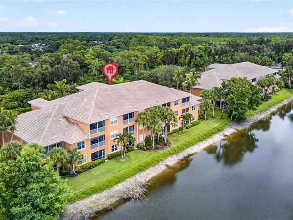 9621 Spanish Moss WAY , Unit 3833, BONITA SPRINGS, FL 34135