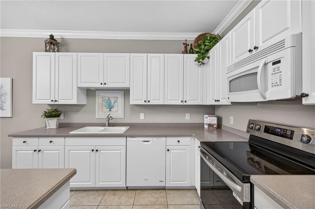 9621 Spanish Moss Way , Unit 3833, Bonita Springs, FL 34135 Photo