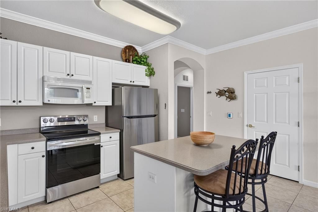 9621 Spanish Moss Way , Unit 3833, Bonita Springs, FL 34135 Photo