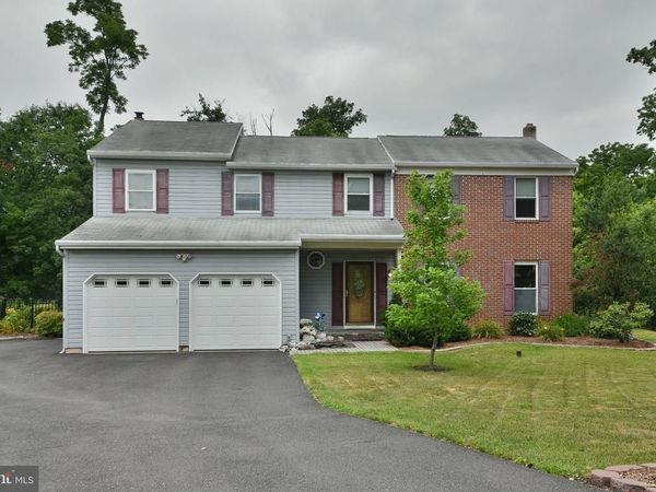 773 HOLLY CIRCLE , HARLEYSVILLE, PA 19438