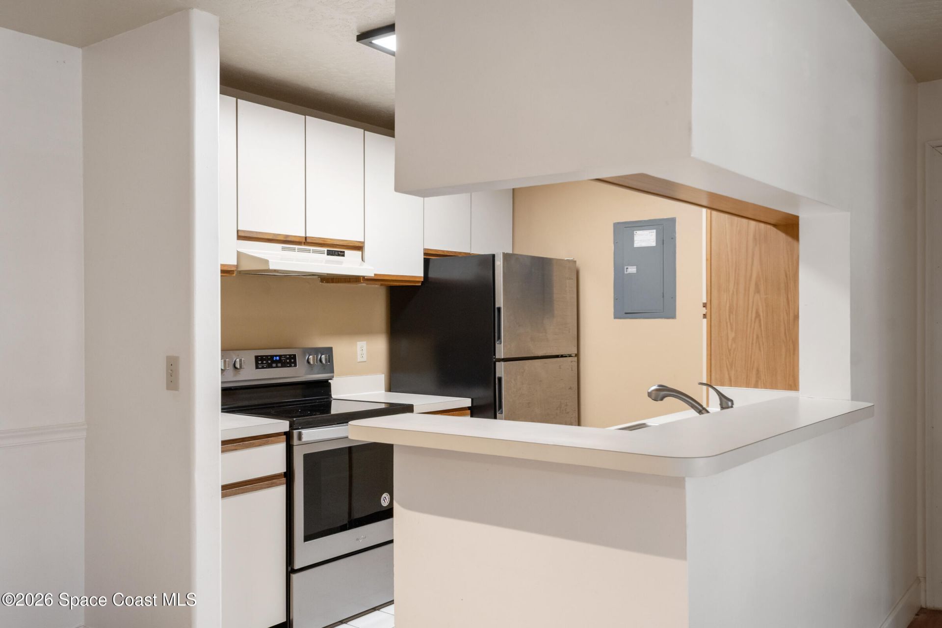 7667 N Wickham Road , Unit 813, Melbourne, FL 32940 Photo