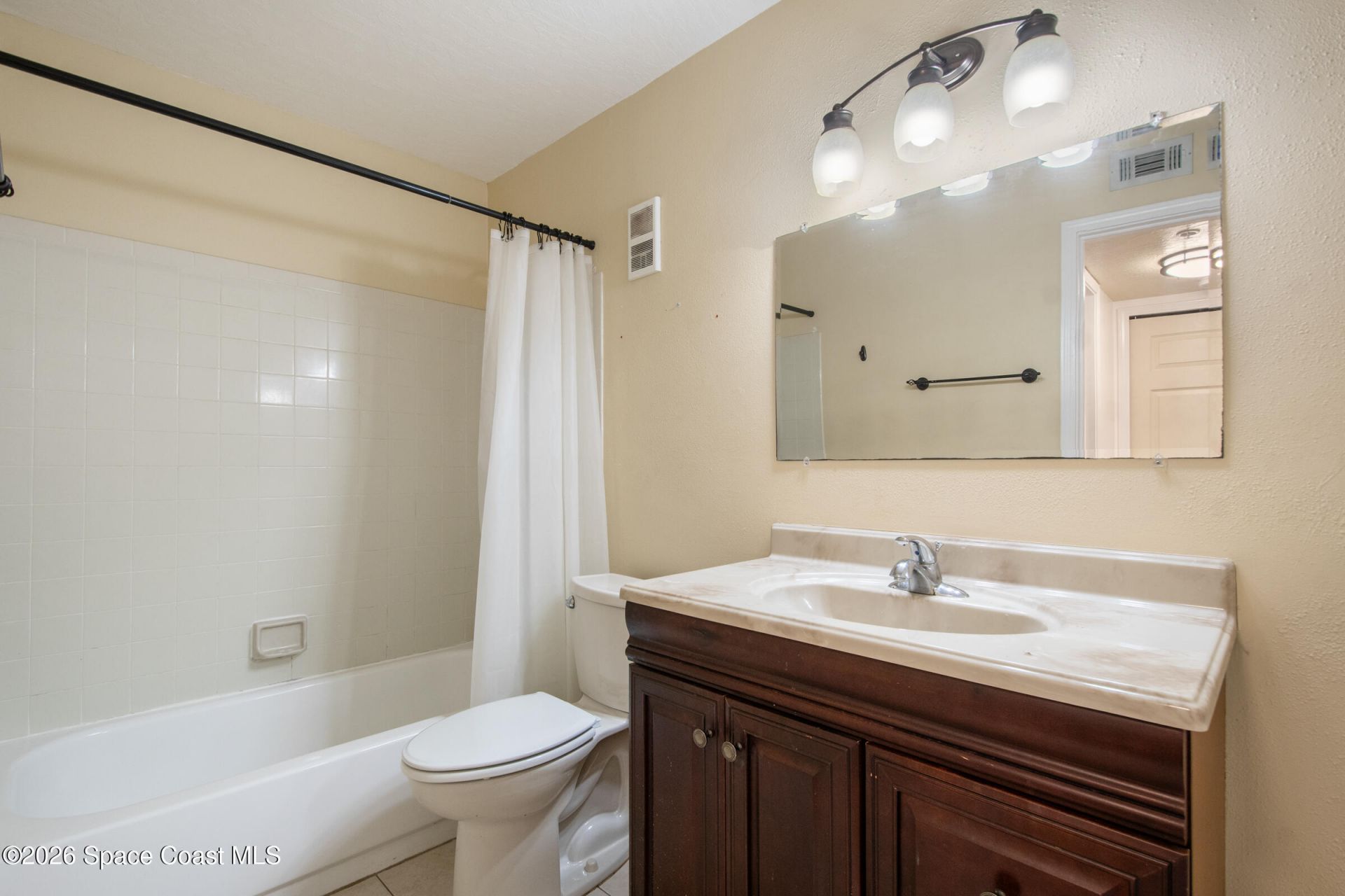 7667 N Wickham Road , Unit 813, Melbourne, FL 32940 Photo