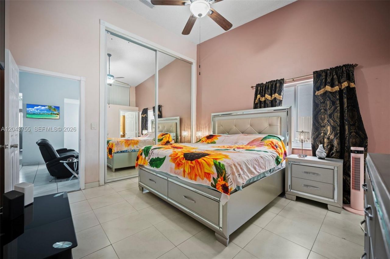 7581 W 29th Way , Hialeah, FL 33018 Photo
