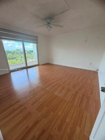 6930 Miami Gardens Dr , Unit 1-517, Hialeah, FL 33015 Photo