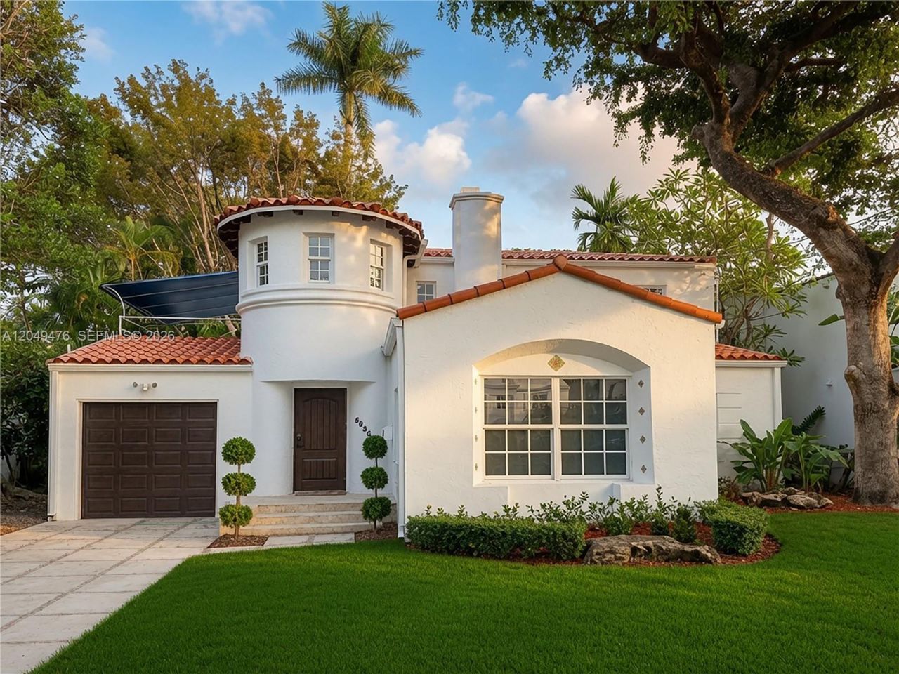 5835 La Gorce Dr, Miami Beach, FL 33140 Main Photo