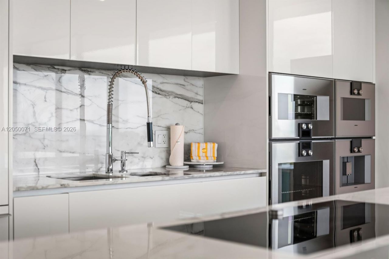 10203 Collins Ave, Unit 401, Bal Harbour, FL 33154 Photo
