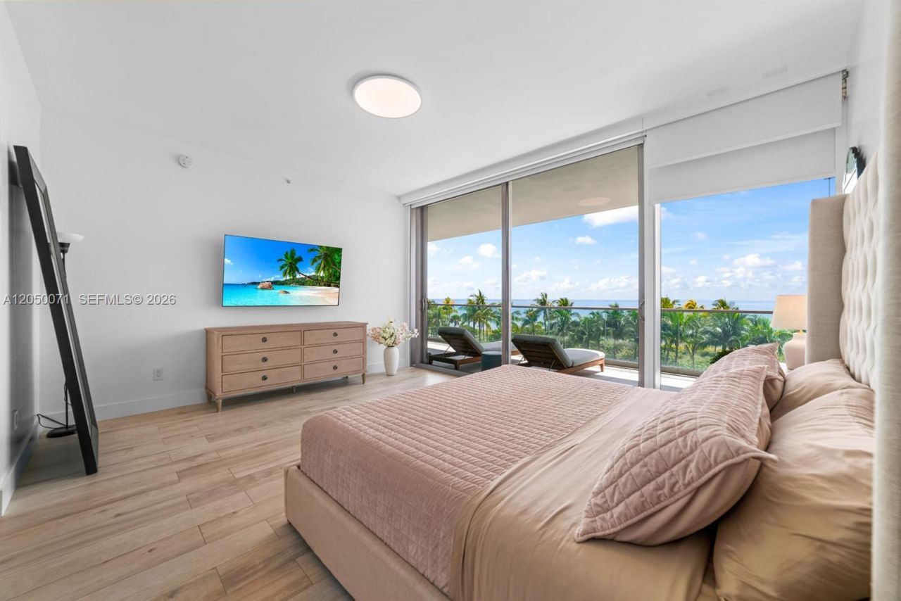 10203 Collins Ave, Unit 401, Bal Harbour, FL 33154 Photo