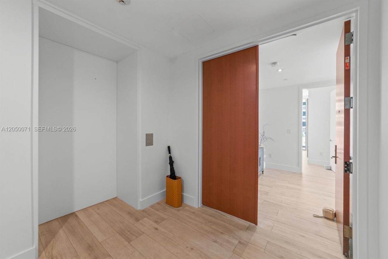 10203 Collins Ave, Unit 401, Bal Harbour, FL 33154 Photo