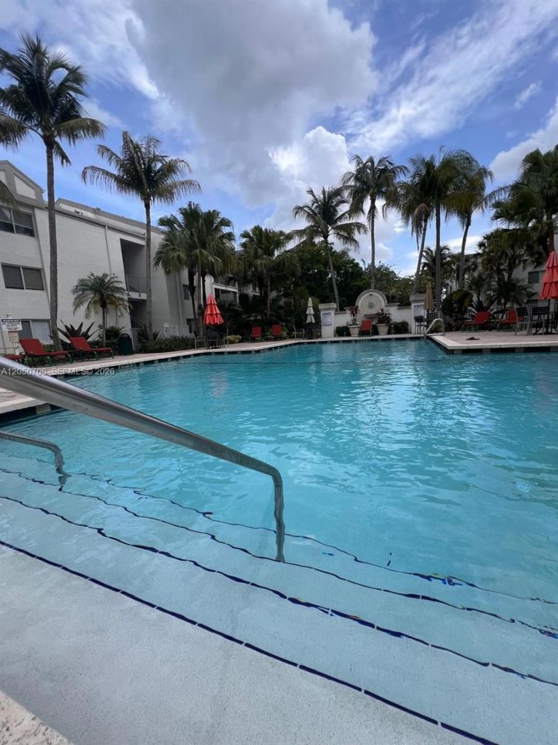 5646 Rock Island Rd , Unit 205, Tamarac, FL 33319 Photo