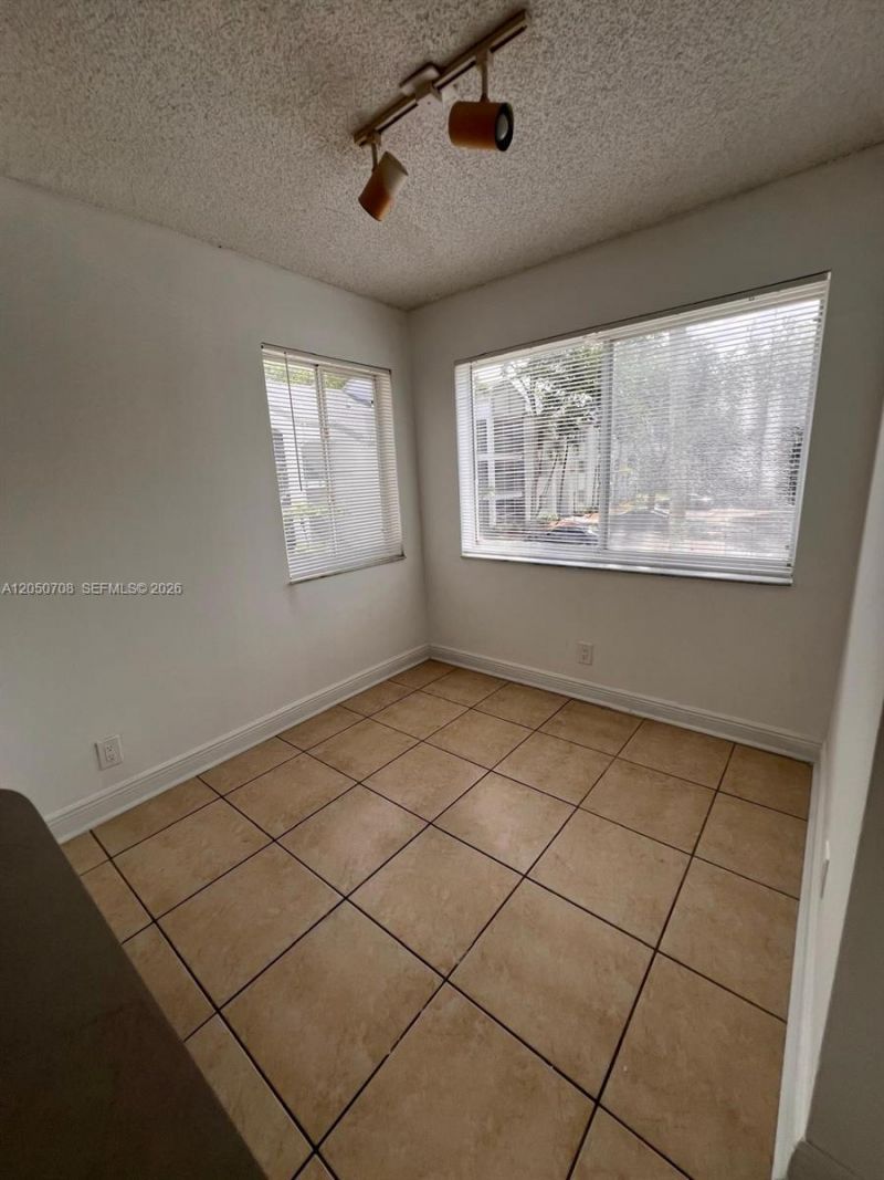 5646 Rock Island Rd, Unit 205, Tamarac, FL 33319 Photo