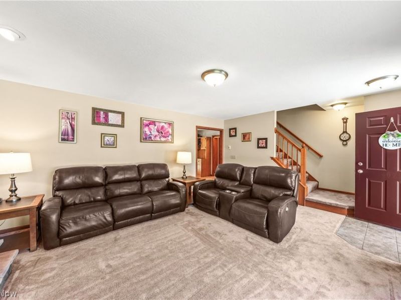 4021 Timber Run , Ravenna, OH 44266 Photo 3