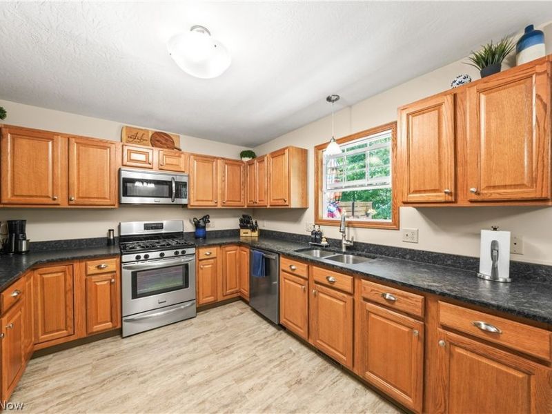4021 Timber Run , Ravenna, OH 44266 Photo 9