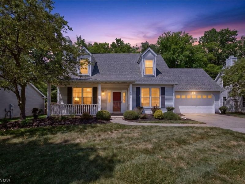 420 Pebblebrook Drive, Willoughby Hills, OH 44094 Photo 2