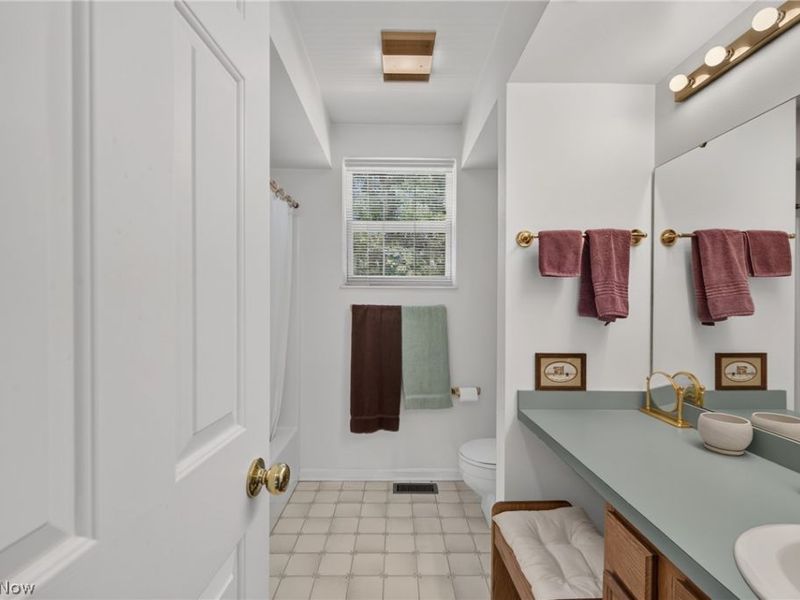420 Pebblebrook Drive, Willoughby Hills, OH 44094 Photo 35