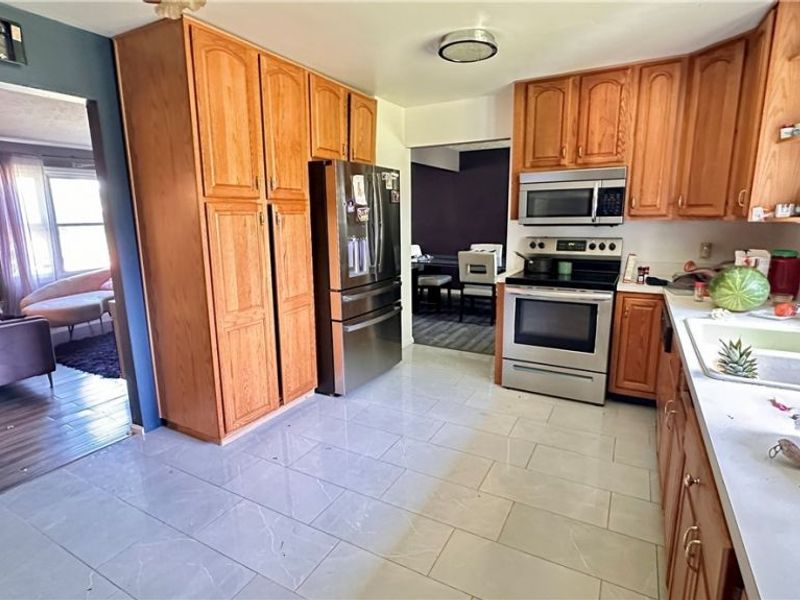 4880 Foxlair Trail, Richmond Heights, OH 44143 Photo 9
