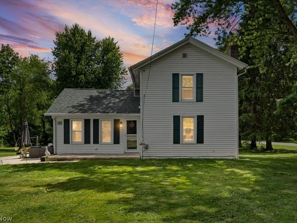 3430 Waterloo Road , Mogadore, OH 44260