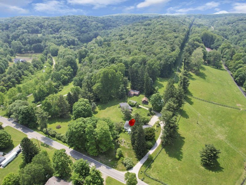 2083 Welsh Hills Road NE, Granville, OH 43023 Photo 4