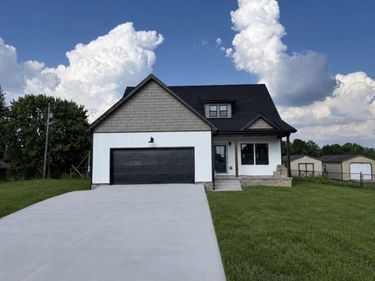 2140 Indian Trail, Lawrenceburg, KY 40342