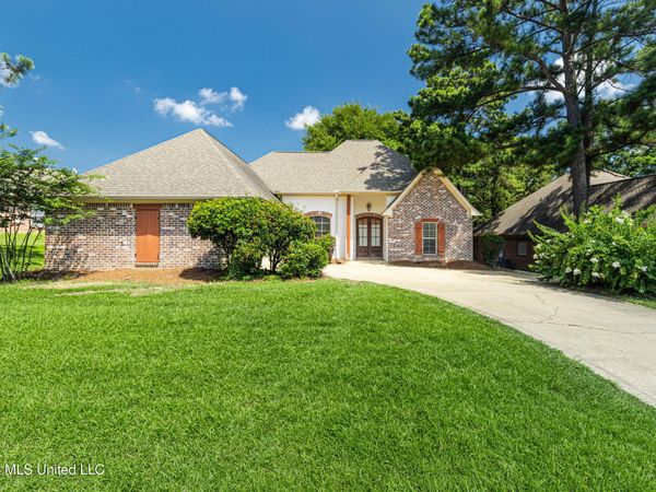 153 Hartfield Drive, Madison, MS 39110