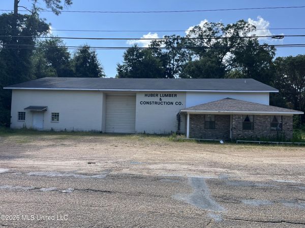48 Morgantown Road, Natchez, MS 39120