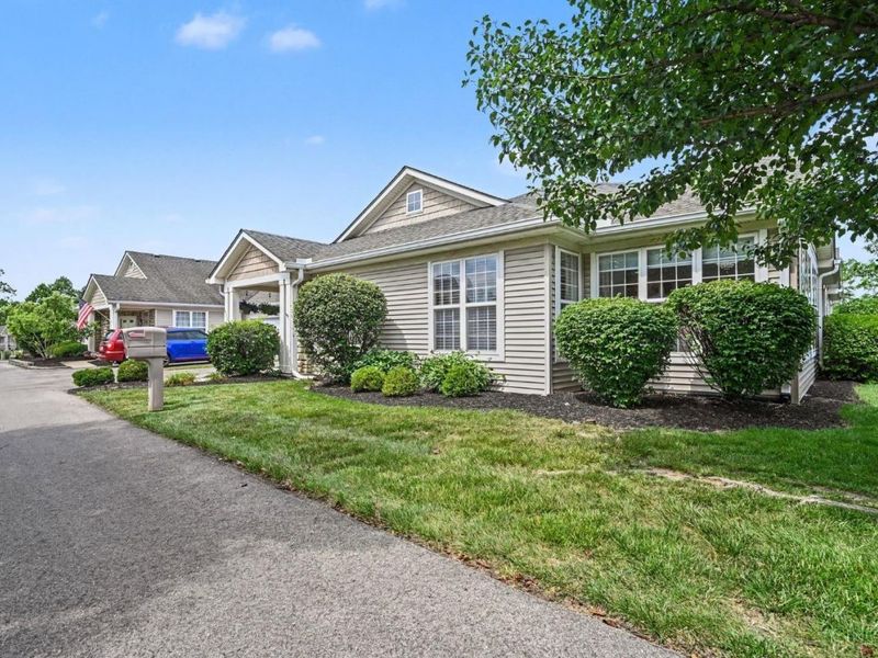 329 Bending Branch Lane, Miamisburg, OH 45342 Photo 3