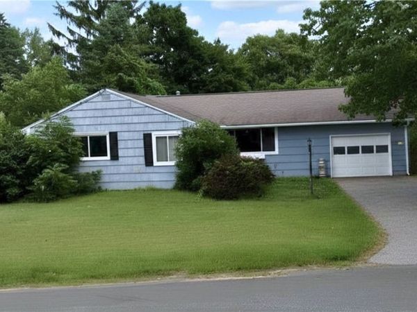 105 Haddonfield Place , Syracuse, NY 13214